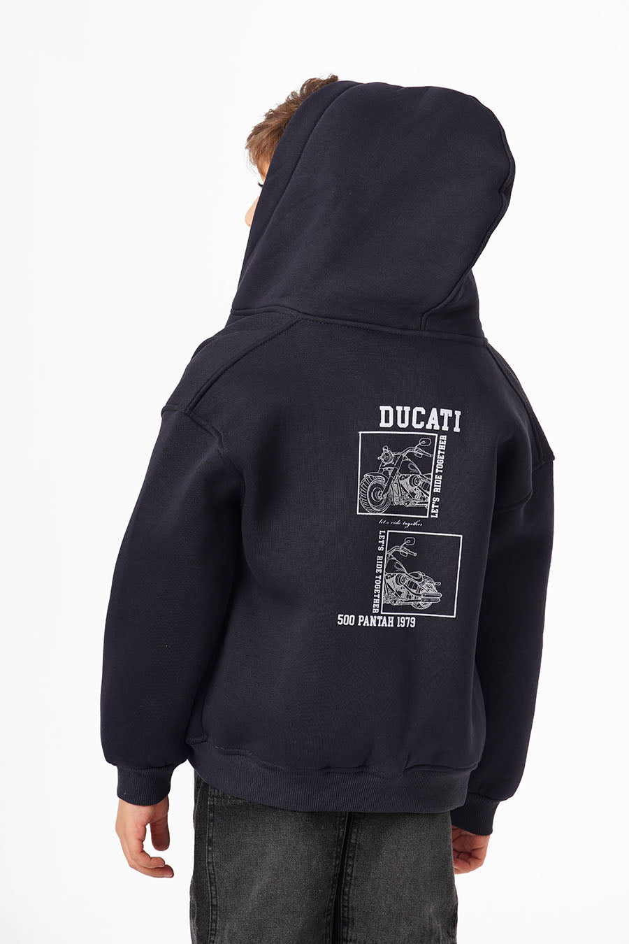 sweatshirt